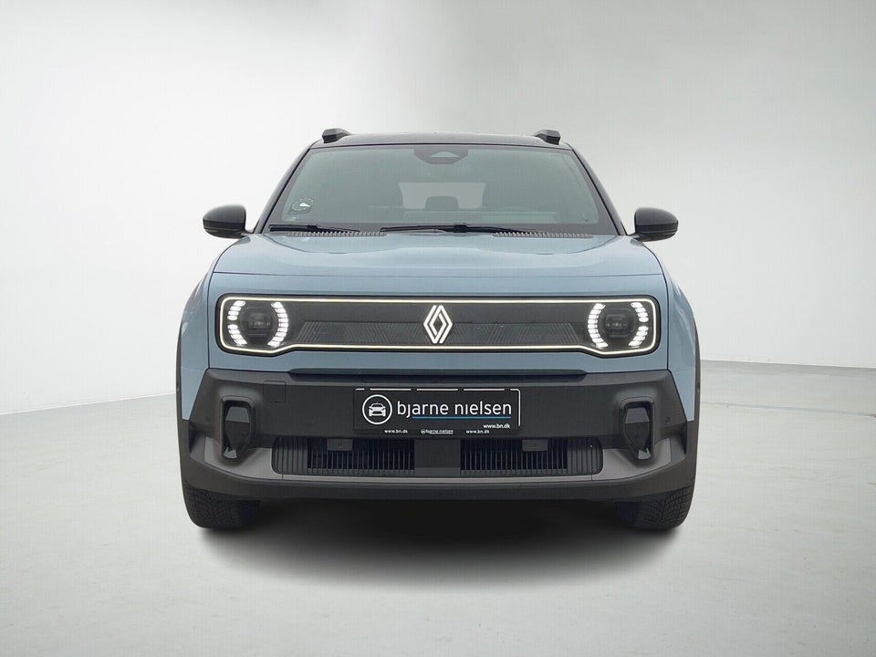 Renault 4 E-Tech 52 Iconic 5d