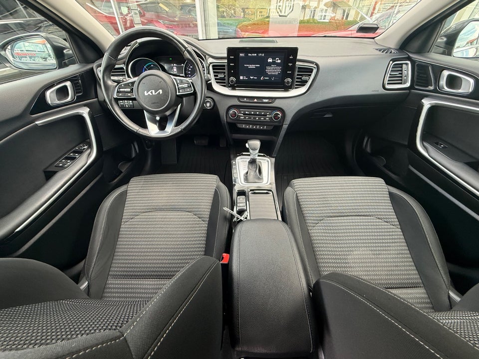 Kia XCeed 1,6 PHEV Prestige DCT 5d