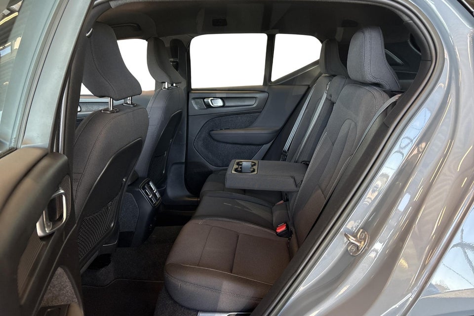 Volvo XC40 P6 ReCharge Core 5d
