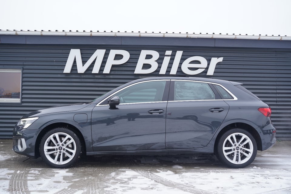 Audi A3 40 TFSi e Sportback S-tr. 5d