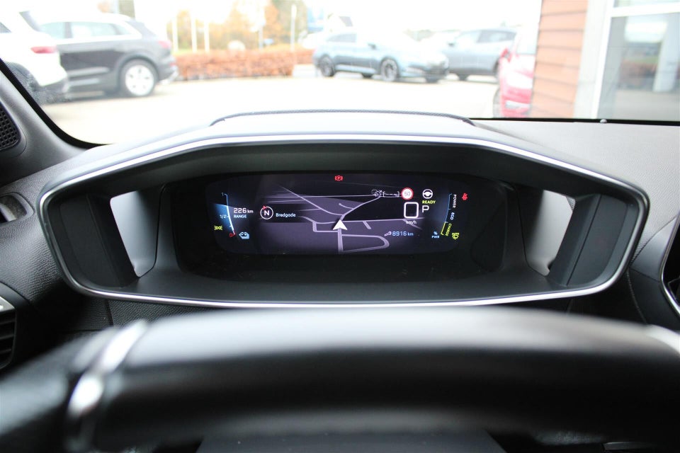 Peugeot e-208 50 GT 5d