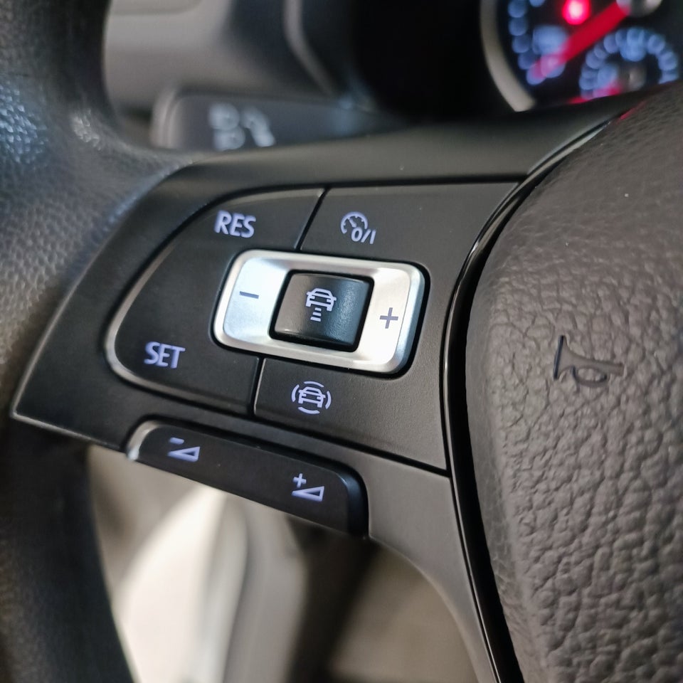 VW Crafter 35 2,0 TDi 177 Kassevogn L3H3 aut.