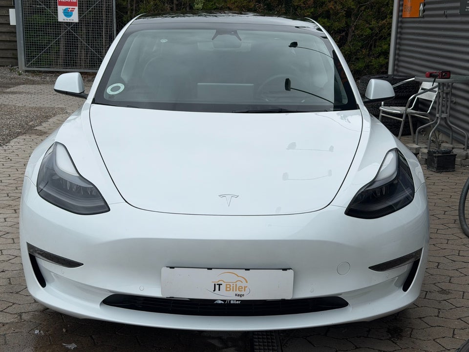 Tesla Model 3 Long Range AWD 4d