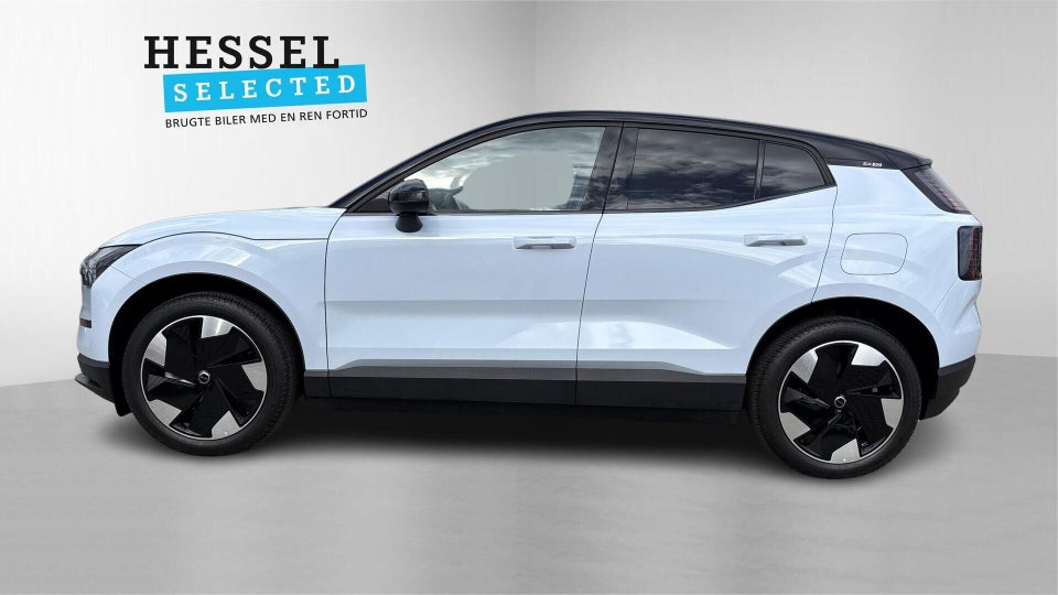Volvo EX30 Extended Range Plus 5d