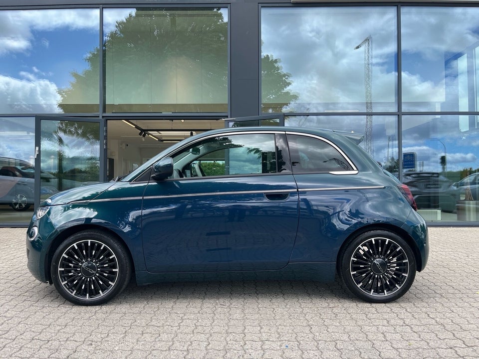 Fiat 500e 42 la Prima by Bocelli 3d