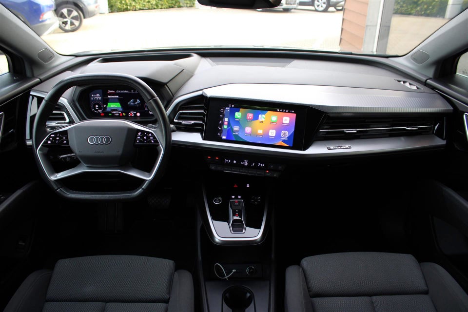 Audi Q4 e-tron 40 S-line 5d