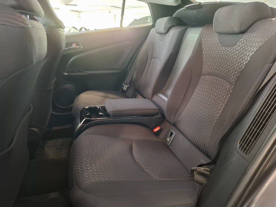 Toyota Prius 1,8 Plug-in Hybrid H3 MDS 5d