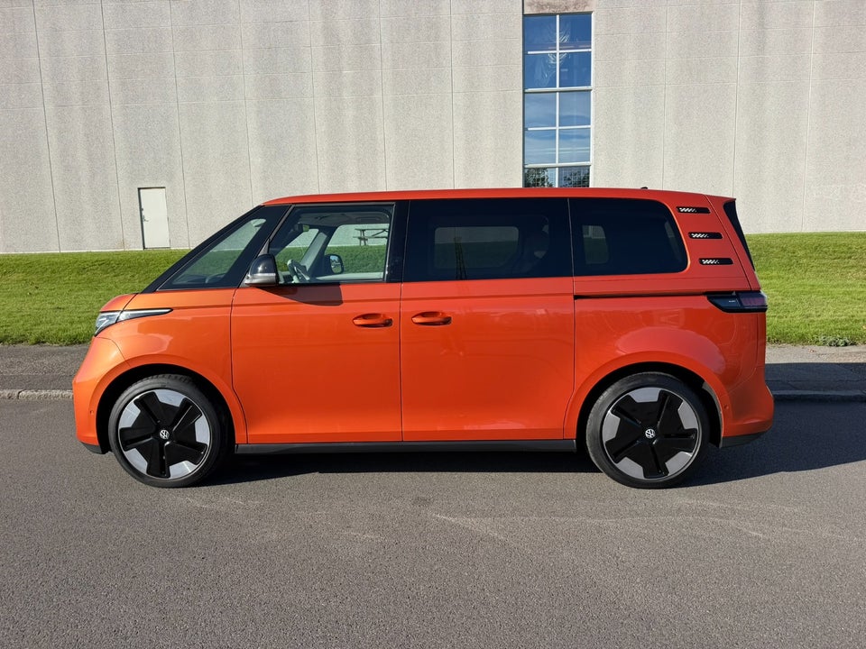 VW ID. Buzz 77 Pro SWB 5d