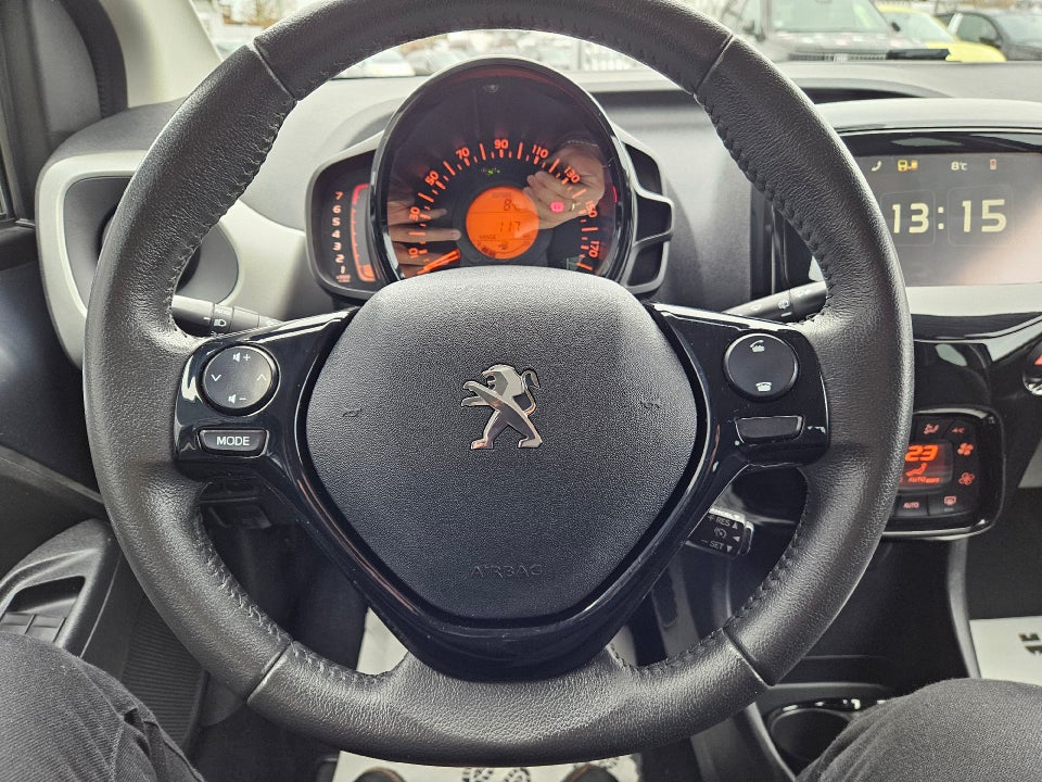 Peugeot 108 1,0 e-VTi 69 Allure 5d