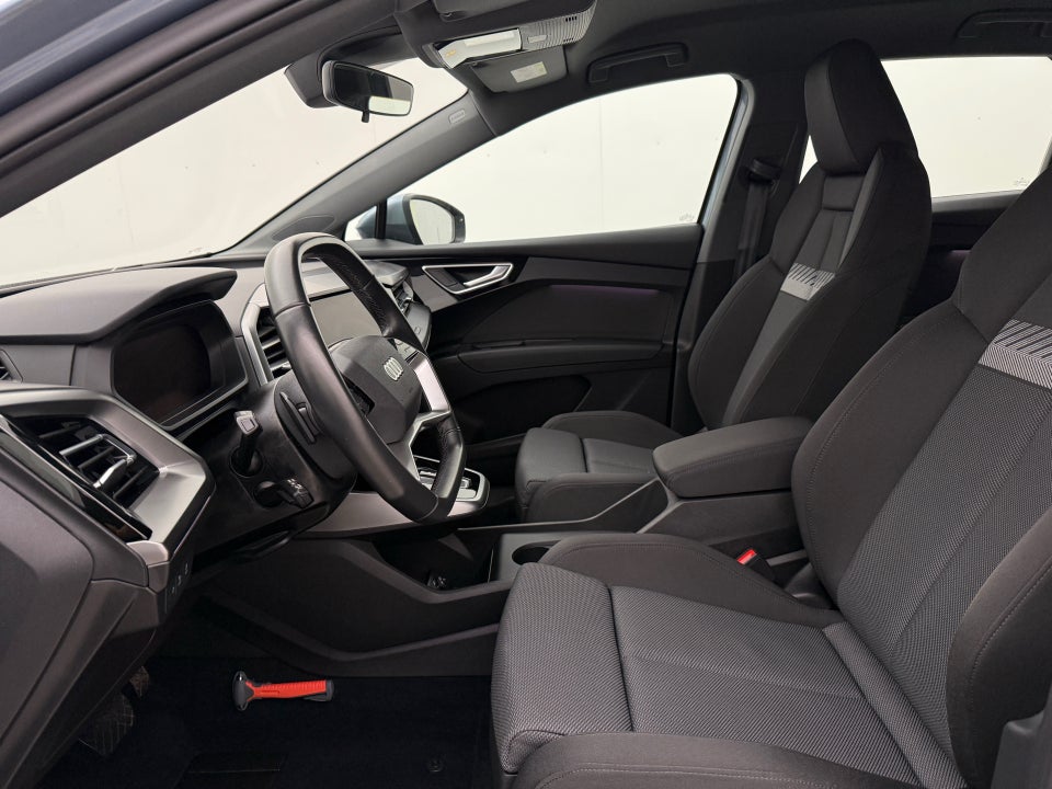 Audi Q4 e-tron 40  5d