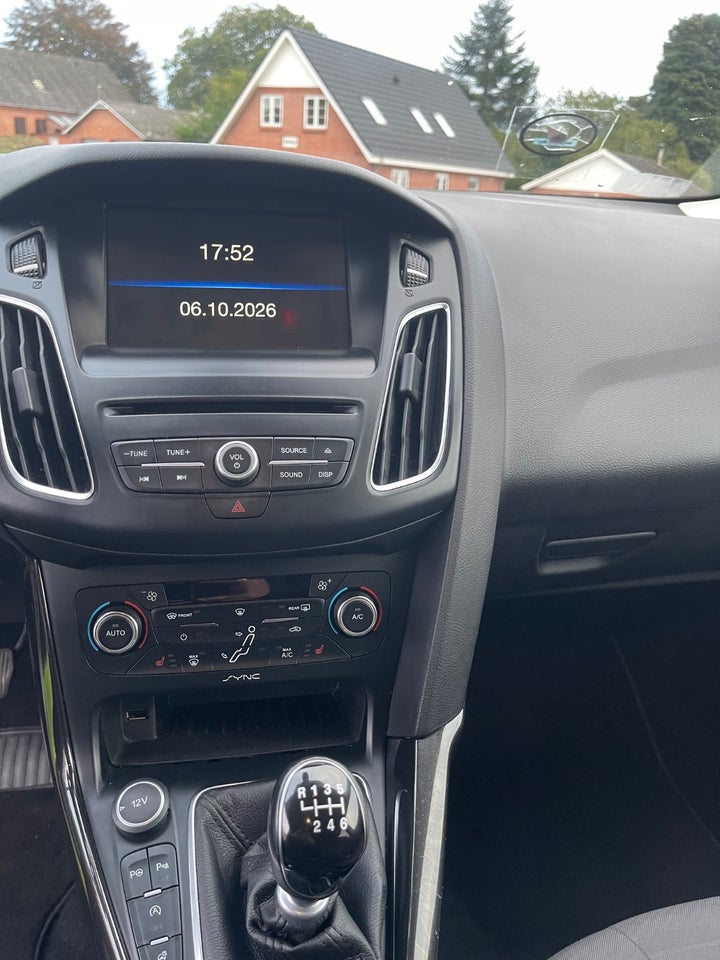Ford Focus 1,0 SCTi 125 Business 5d