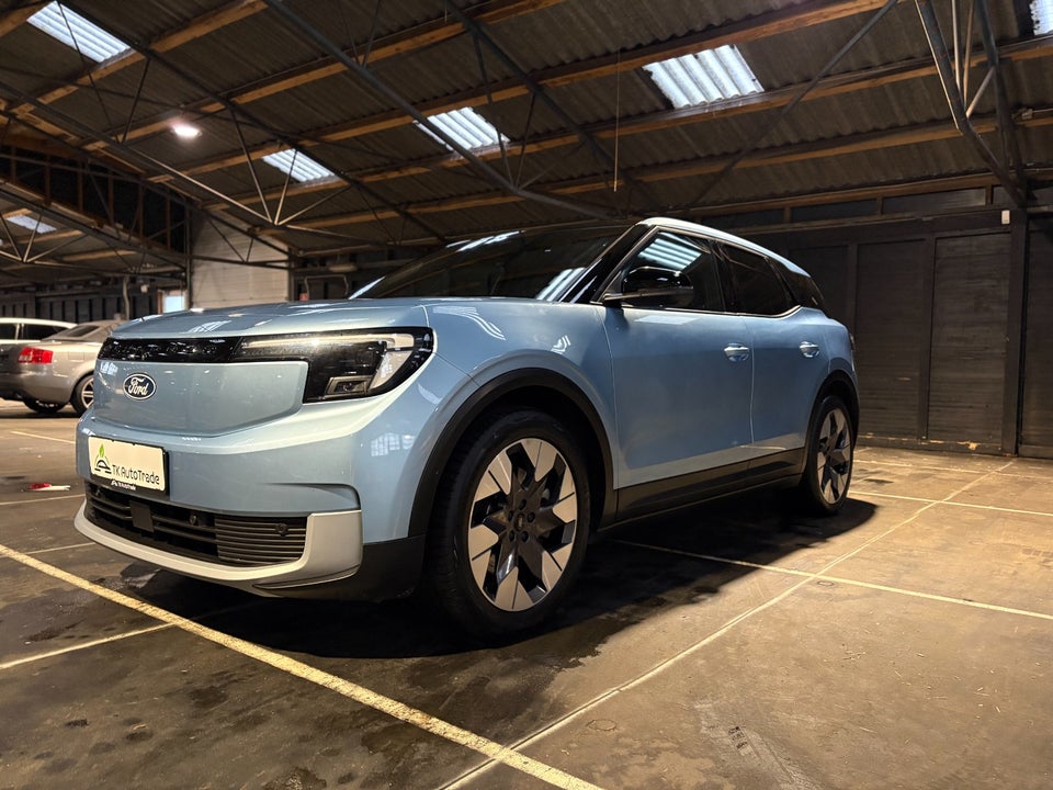 Ford Explorer 77 Premium Extended Range 5d