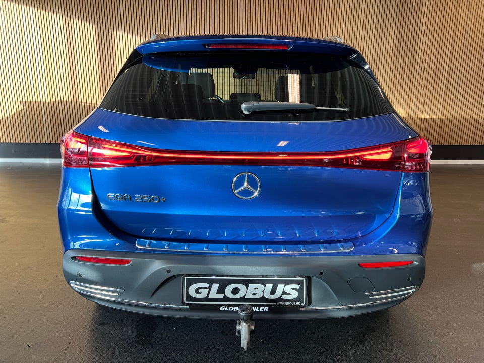 Mercedes EQA250+ Electric Art 5d
