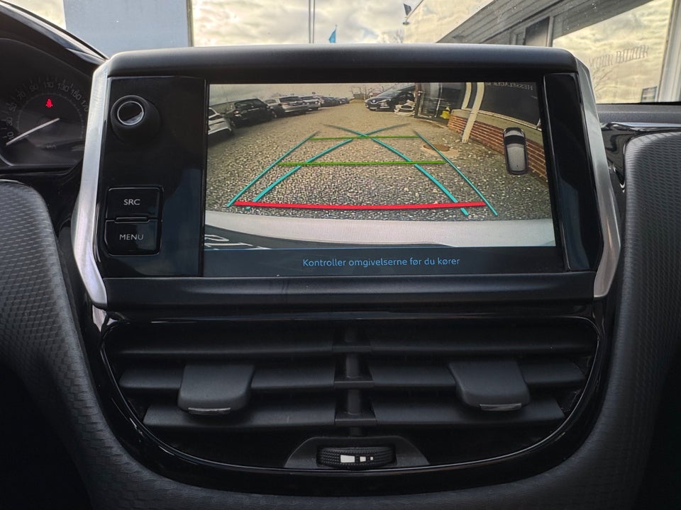 Peugeot 208 1,6 BlueHDi 100 Allure Sky 5d