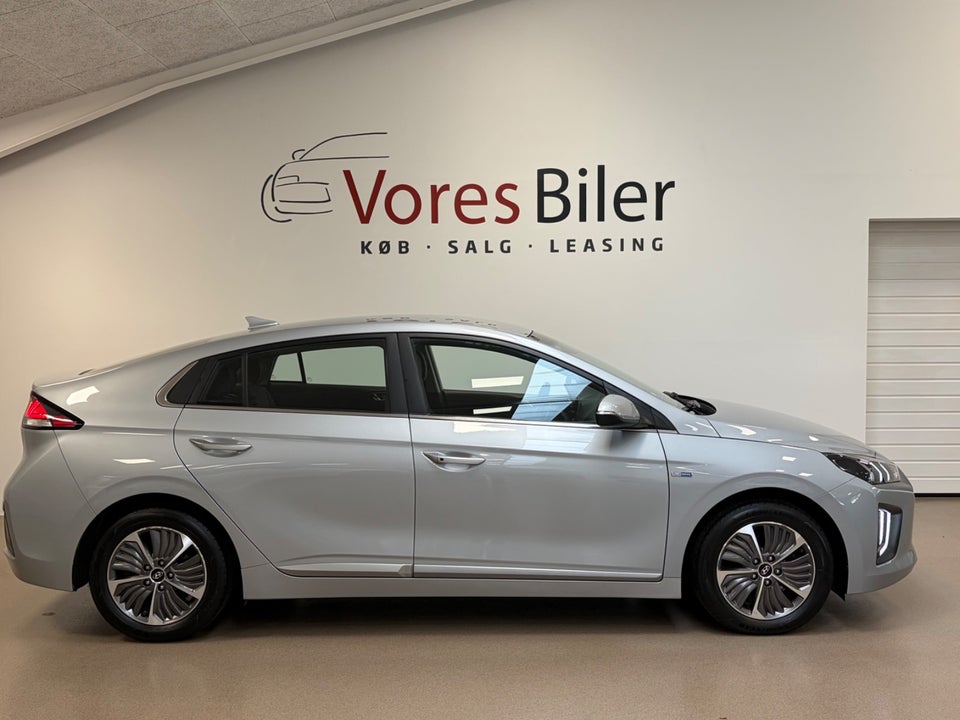 Hyundai Ioniq 1,6 HEV Premium DCT 5d