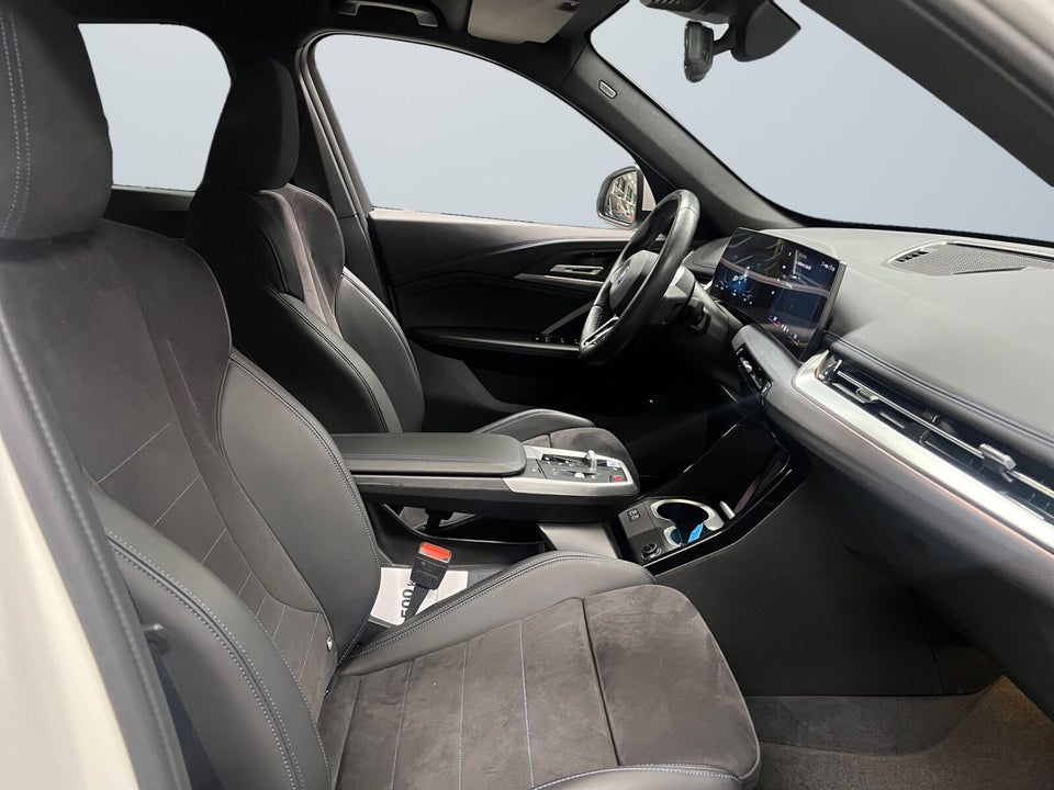 BMW iX1 eDrive20 M-Sport 5d