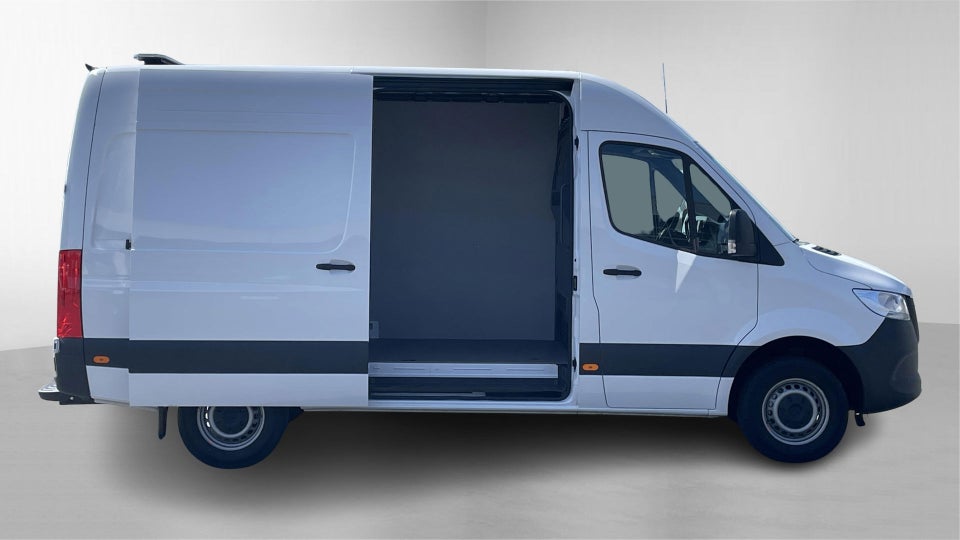 Mercedes Sprinter 317 2,0 CDi A2 Kassevogn PRO aut. RWD