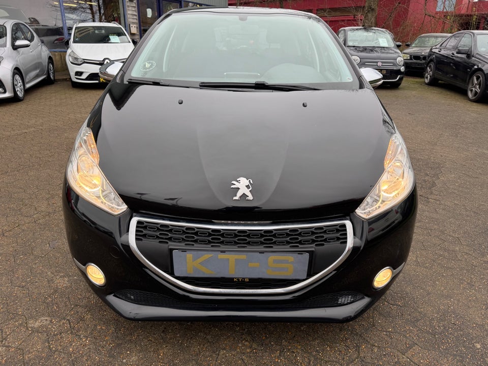 Peugeot 208 1,2 VTi Active 5d