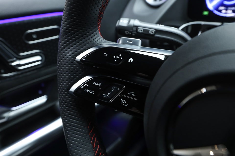 Mercedes EQA350 AMG Premium 4Matic 5d