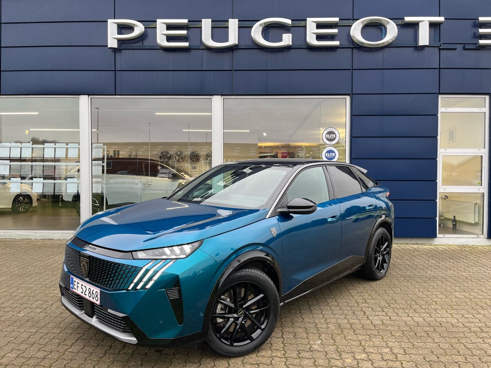Peugeot e-3008 77 GT Pack 5d