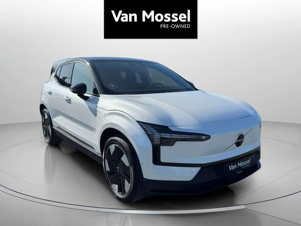 Volvo EX30 Extended Range Ultra 5d