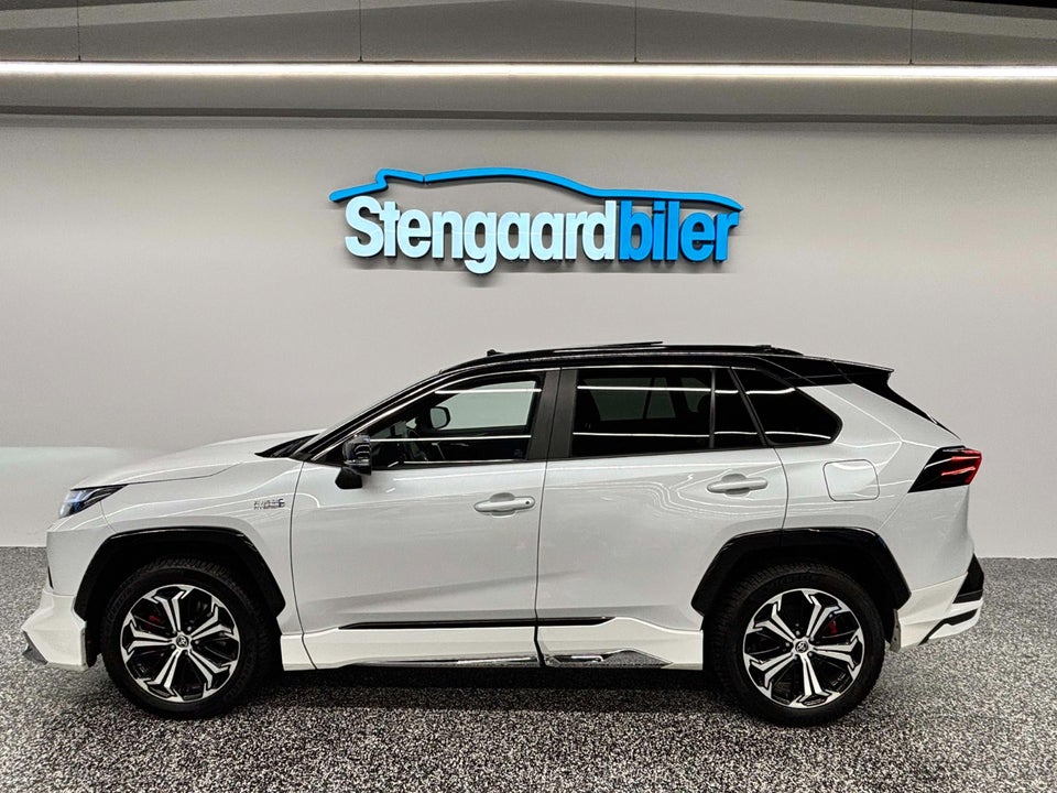 Toyota RAV4 2,5 Plug-in Hybrid Executive AWD-i 5d