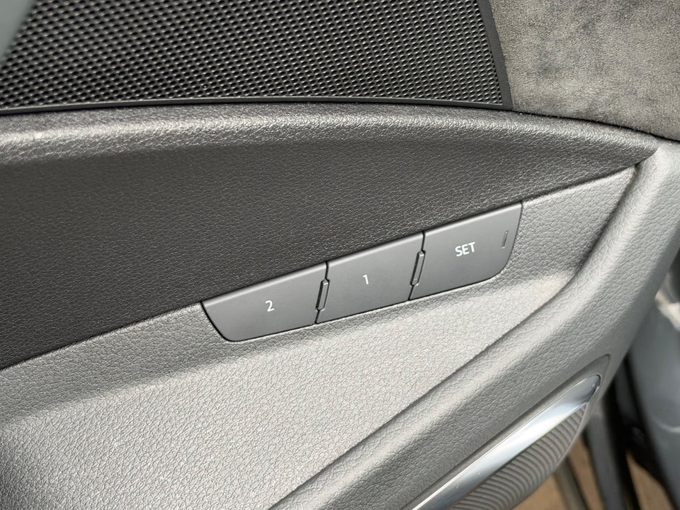 Audi e-tron 55 Advanced Prestige quattro 5d