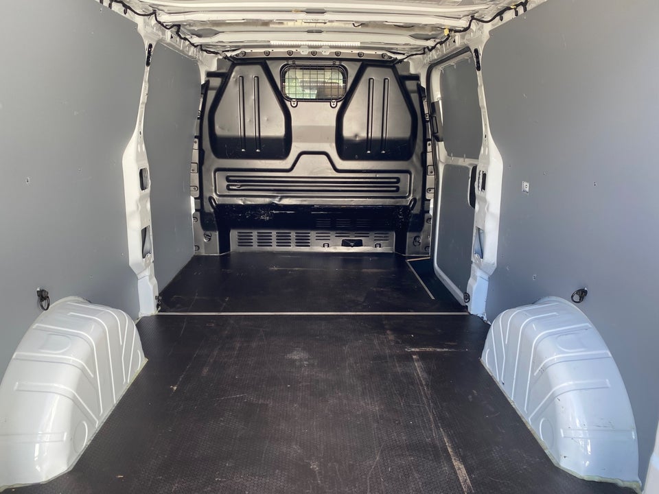 Ford Transit Custom 300 L2 2,0 EcoBlue Trend aut.
