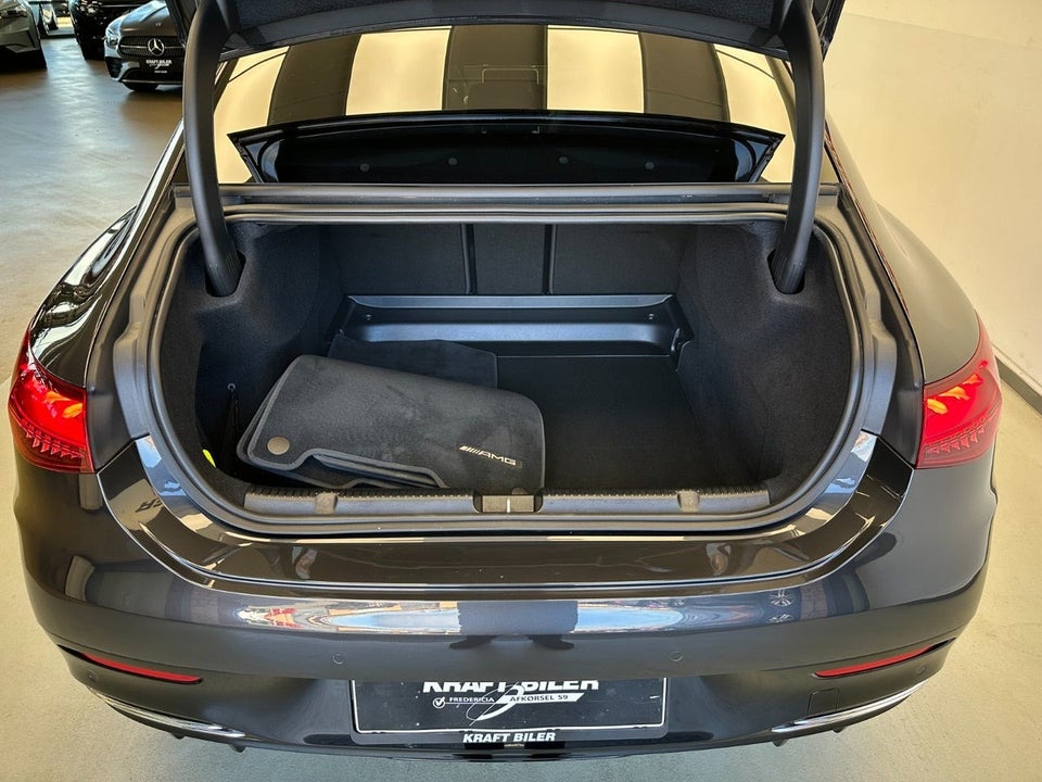 Mercedes EQE350 AMG Line 4d