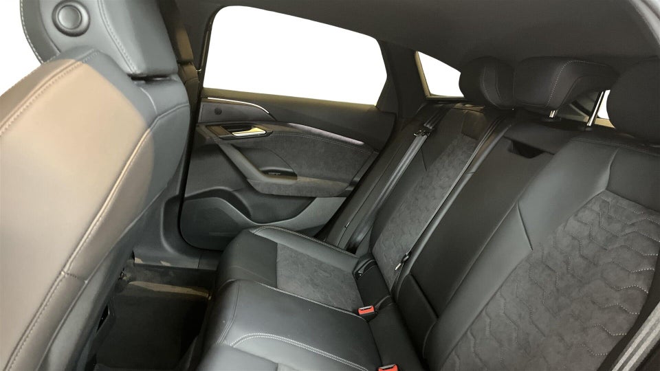 Audi A6 e-tron S-line plus Sportback 5d