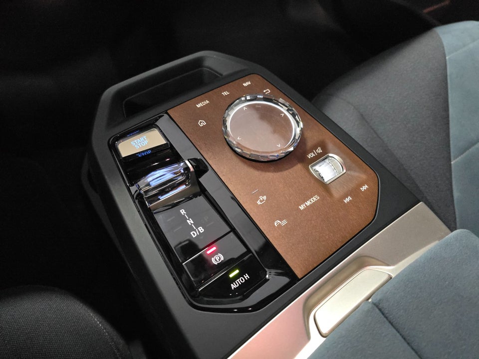 BMW iX xDrive50 Supercharged 5d