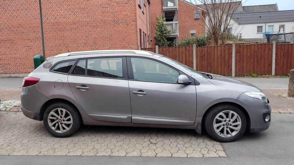 Renault Megane III 1,5 dCi 110 Dynamique 5d