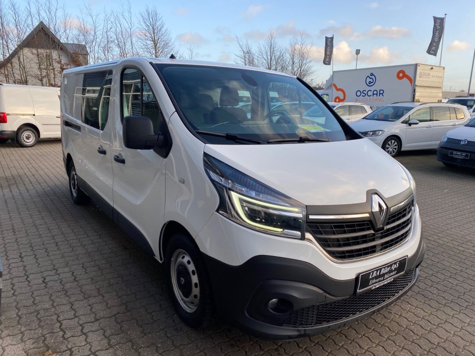 Renault Trafic T29 2,0 dCi 120 L2H1 Mandskabsvogn