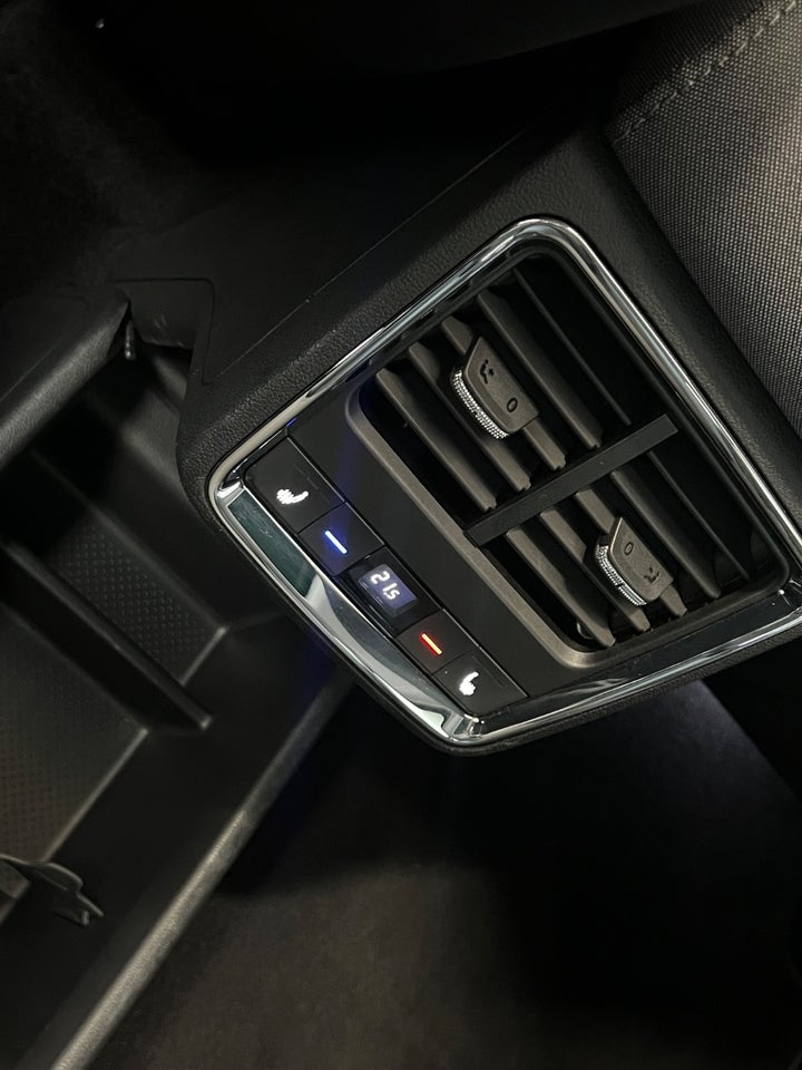 Skoda Enyaq 80 iV Loft 5d