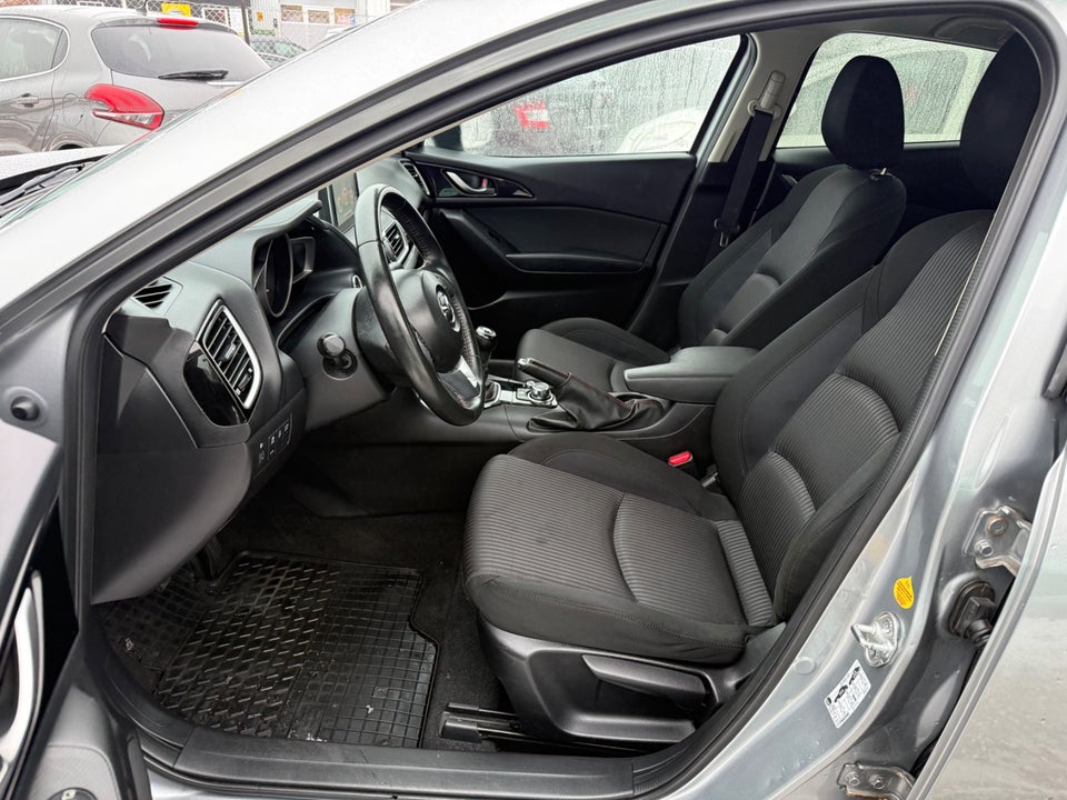 Mazda 3 1,5 SkyActiv-G 100 Vision 4d