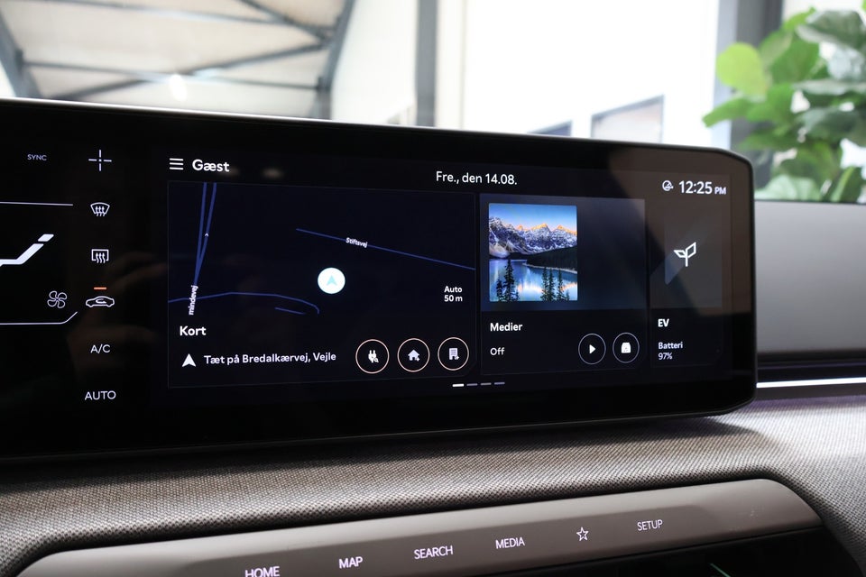 Kia EV4 81 Long Range Upgrade Fastback 4d