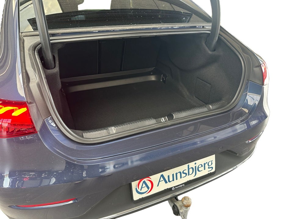 Mercedes EQE300 Avantgarde 4d