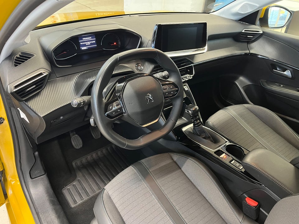 Peugeot 208 1,2 PureTech 100 Allure 5d