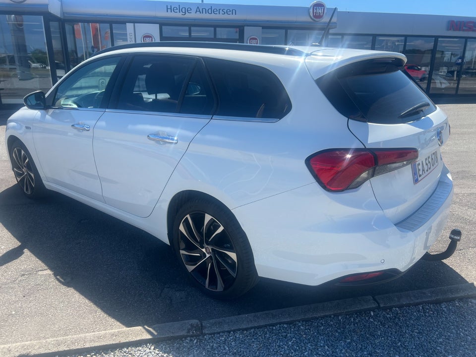 Fiat Tipo 1,4 T-Jet 120 Lounge SW 5d