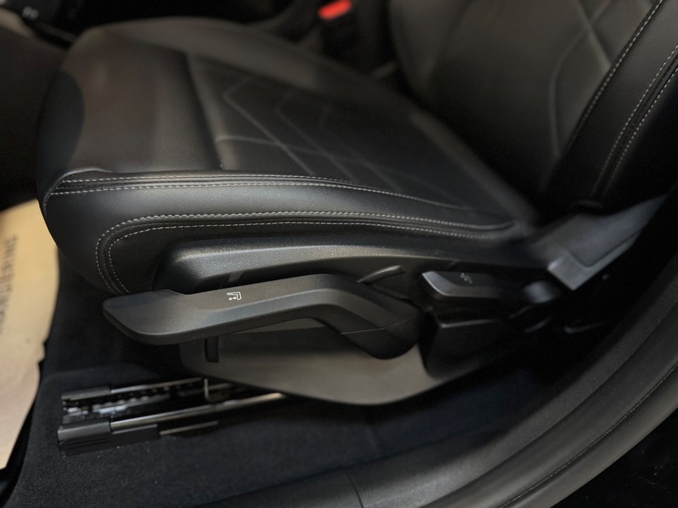 BMW iX1 eDrive20 X-Line 5d