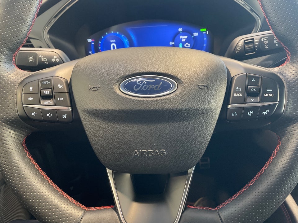 Ford Kuga 2,5 PHEV ST-Line X CVT 5d