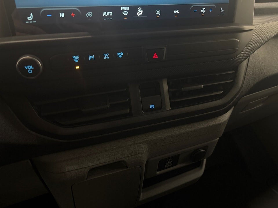 Ford Transit Custom 320L 2,0 EcoBlue Trend aut.