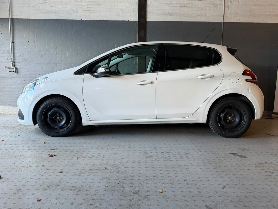 Peugeot 208 1,6 BlueHDi 100 Allure 5d