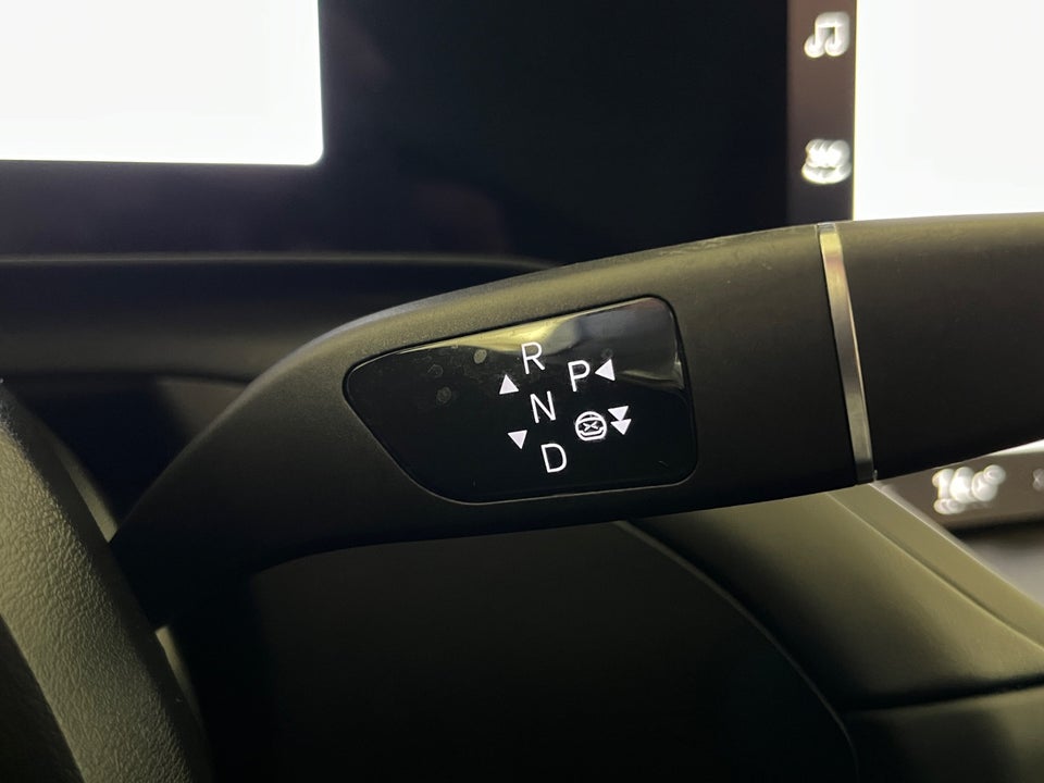 Xpeng P7 Performance 4d