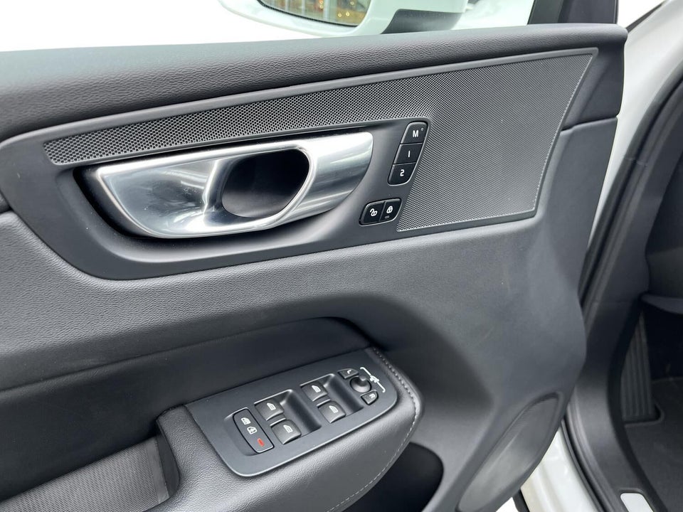 Volvo XC60 2,0 T6 ReCharge Plus Bright aut. AWD 5d