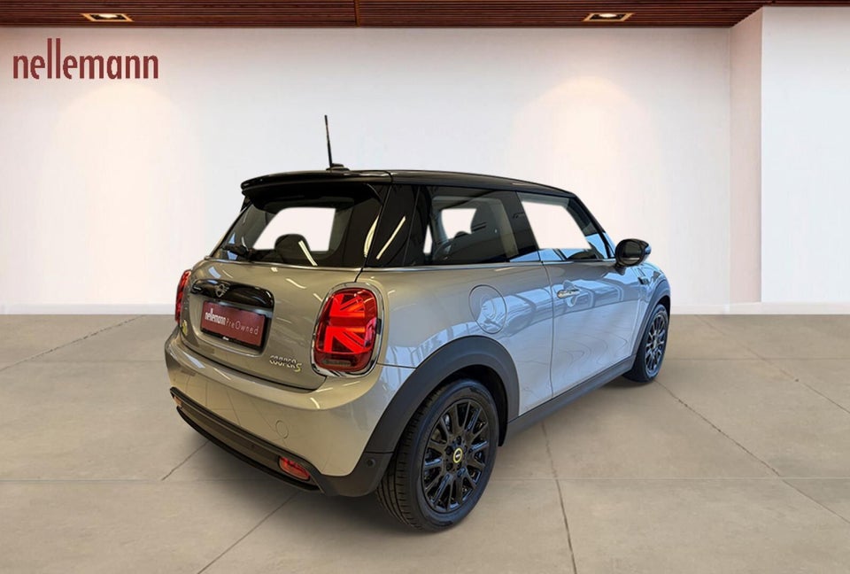 MINI Cooper SE Classic Trim 3d