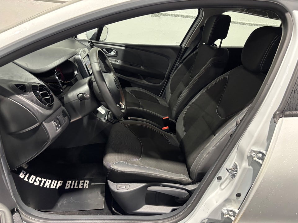 Renault Clio IV 1,2 16V Zen Sport Tourer 5d