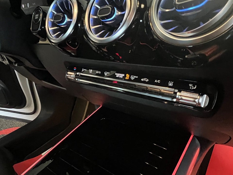 Mercedes EQA250+ Progressive 5d