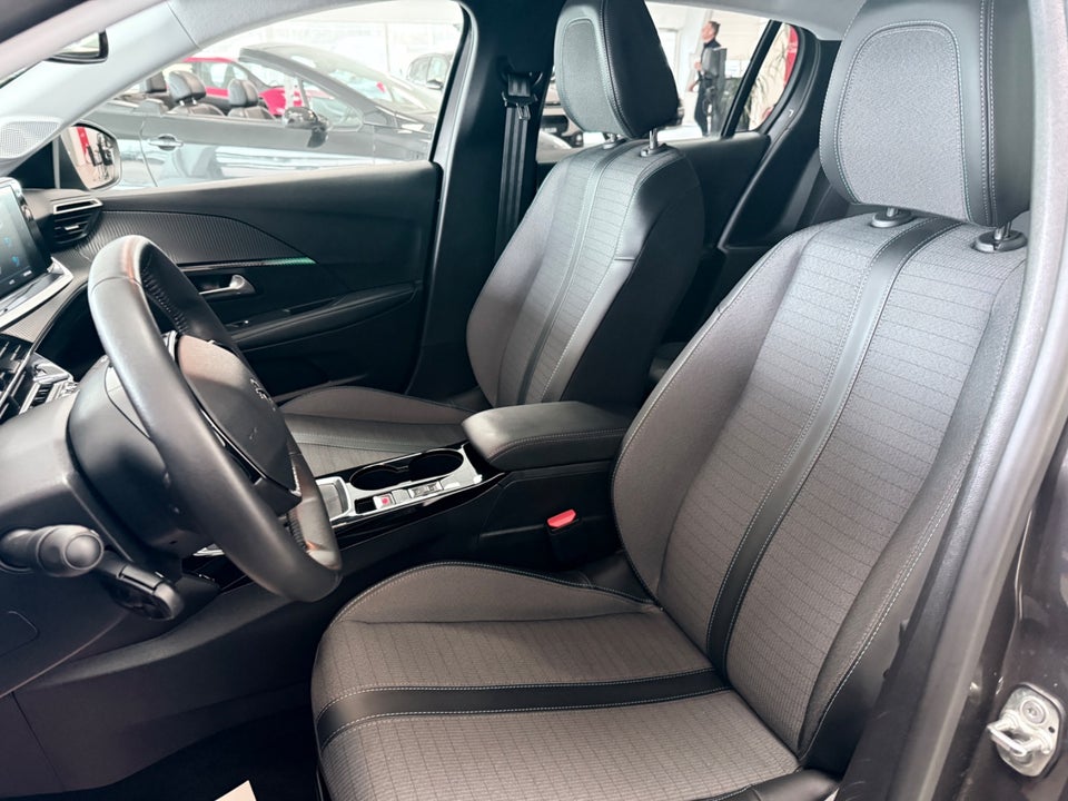 Peugeot 208 1,2 PureTech 100 Allure Pack 5d