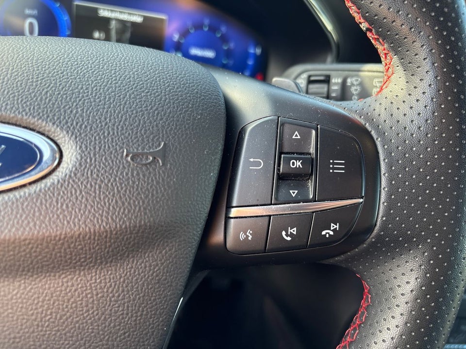 Ford Focus 1,0 EcoBoost ST-Line X stc. aut. 5d